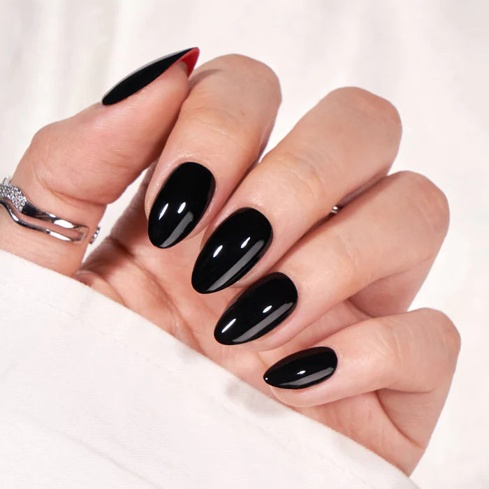 Black Velvet Almond Nails - Chixxie