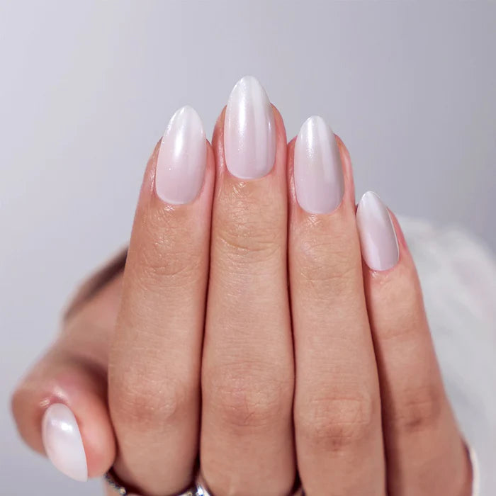 Jasmine Pearlescent Almond Nails - Chixxie