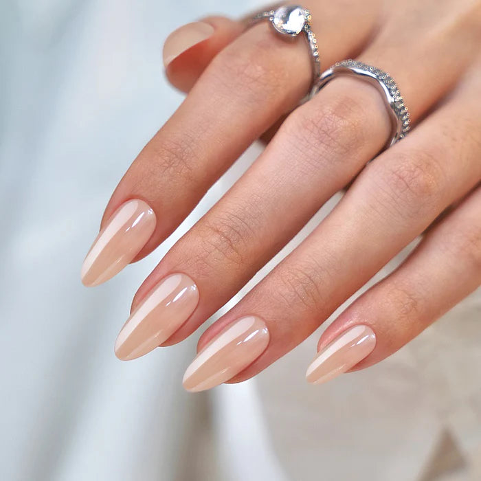 Champagne Glazed Almond Nails - Chixxie